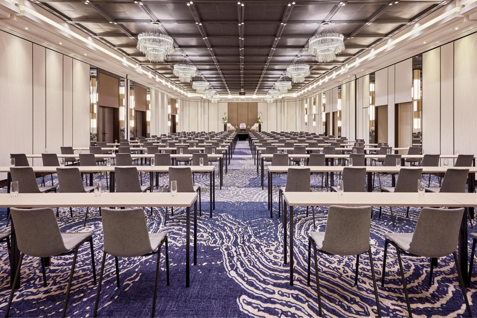 The Westin Grand Frankfurt Ξενοδοχείο Φραγκφούρτη Εξωτερικό φωτογραφία