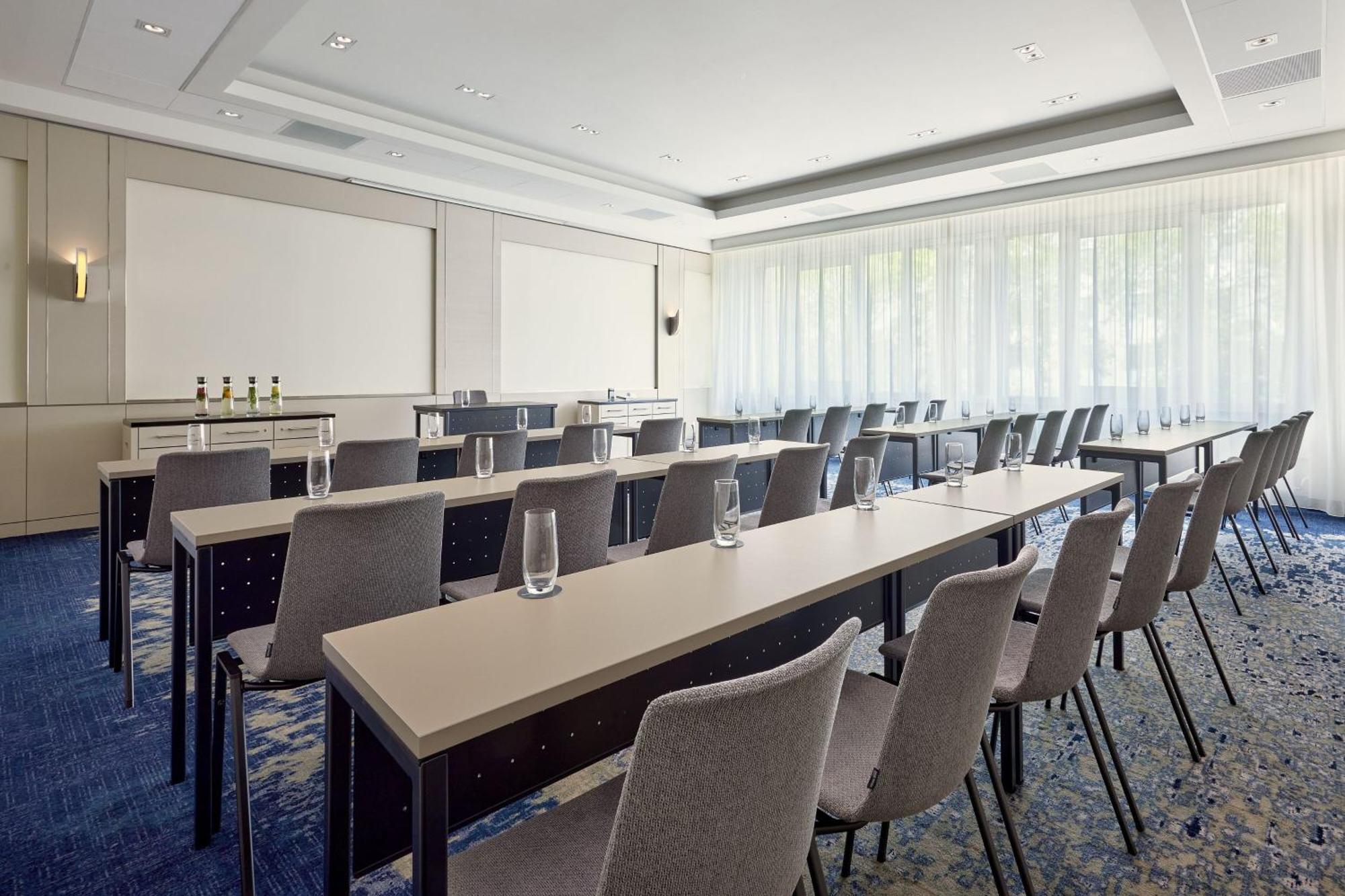 The Westin Grand Frankfurt Ξενοδοχείο Φραγκφούρτη Εξωτερικό φωτογραφία